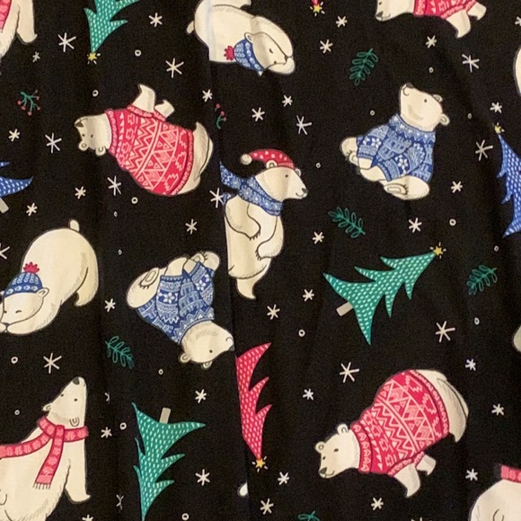 Polar Bear Night Shirt - Picture 2 of 3